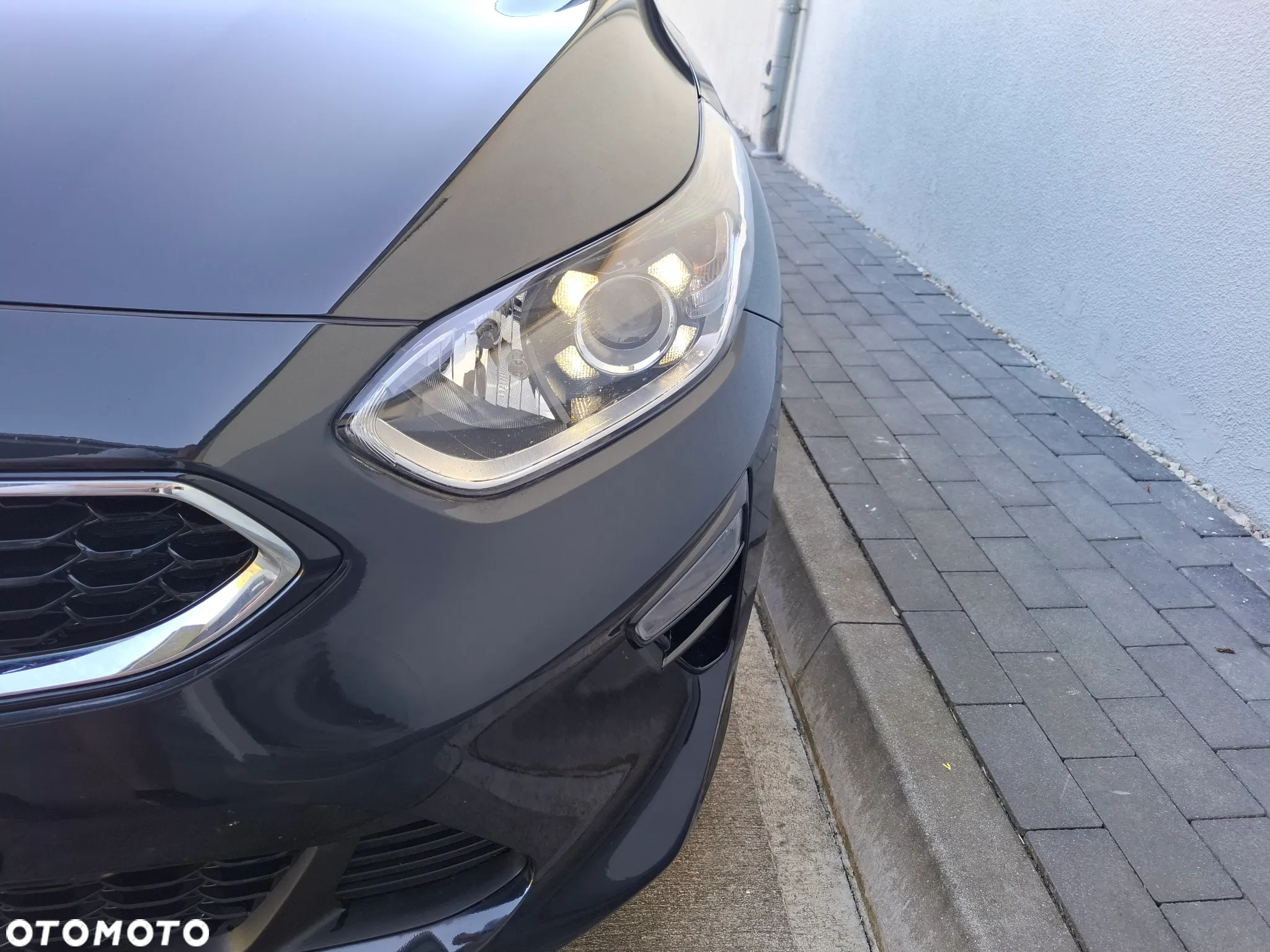 Kia Ceed 1.4 T-GDI OPF Vision - 9