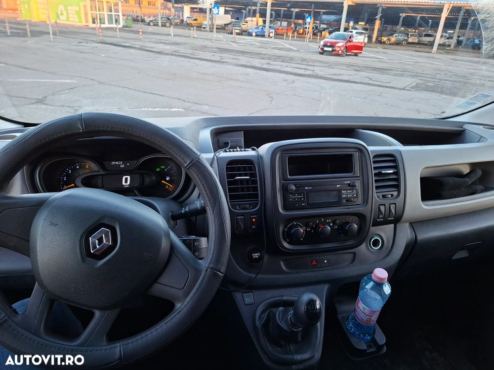Renault TRAFIC - 6