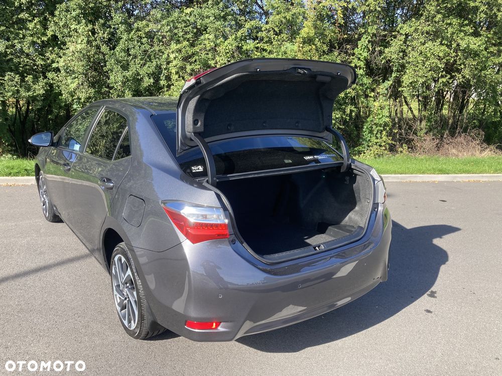 Toyota Corolla - 25