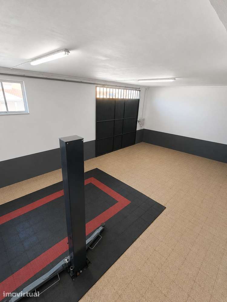 Armazém à Venda | 125 m² | Paul, Torres Vedras - Grande imagem: 2/7