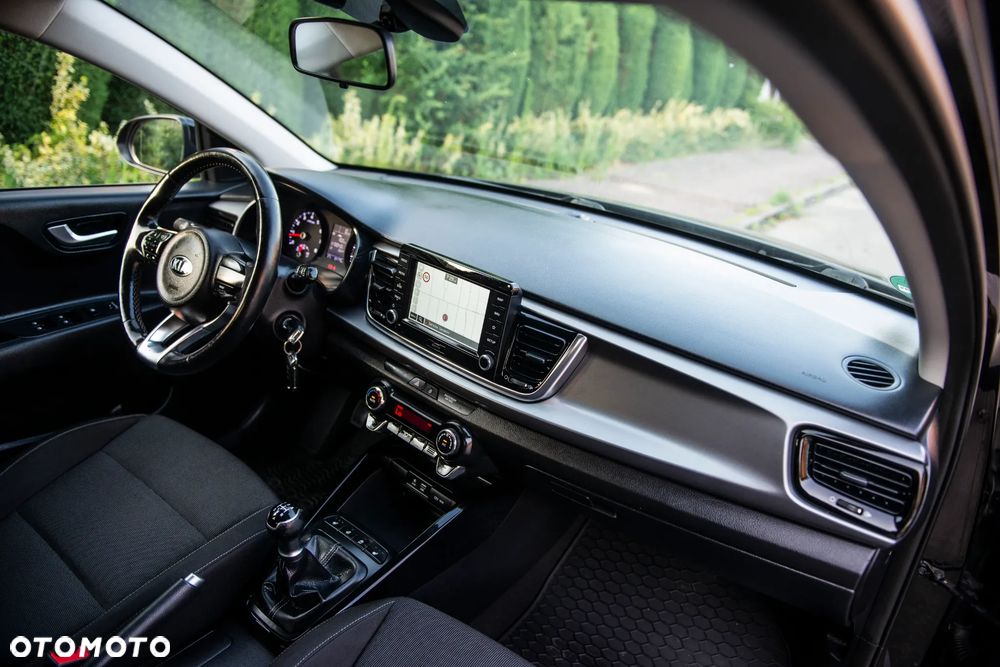Kia Rio 1.2 Business Line Plus - 38