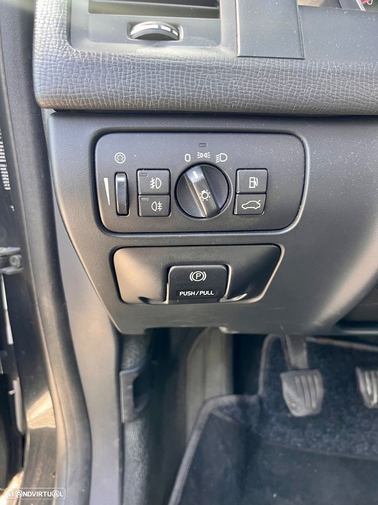 Volvo XC 60 2.4 D Drive Summum - 20