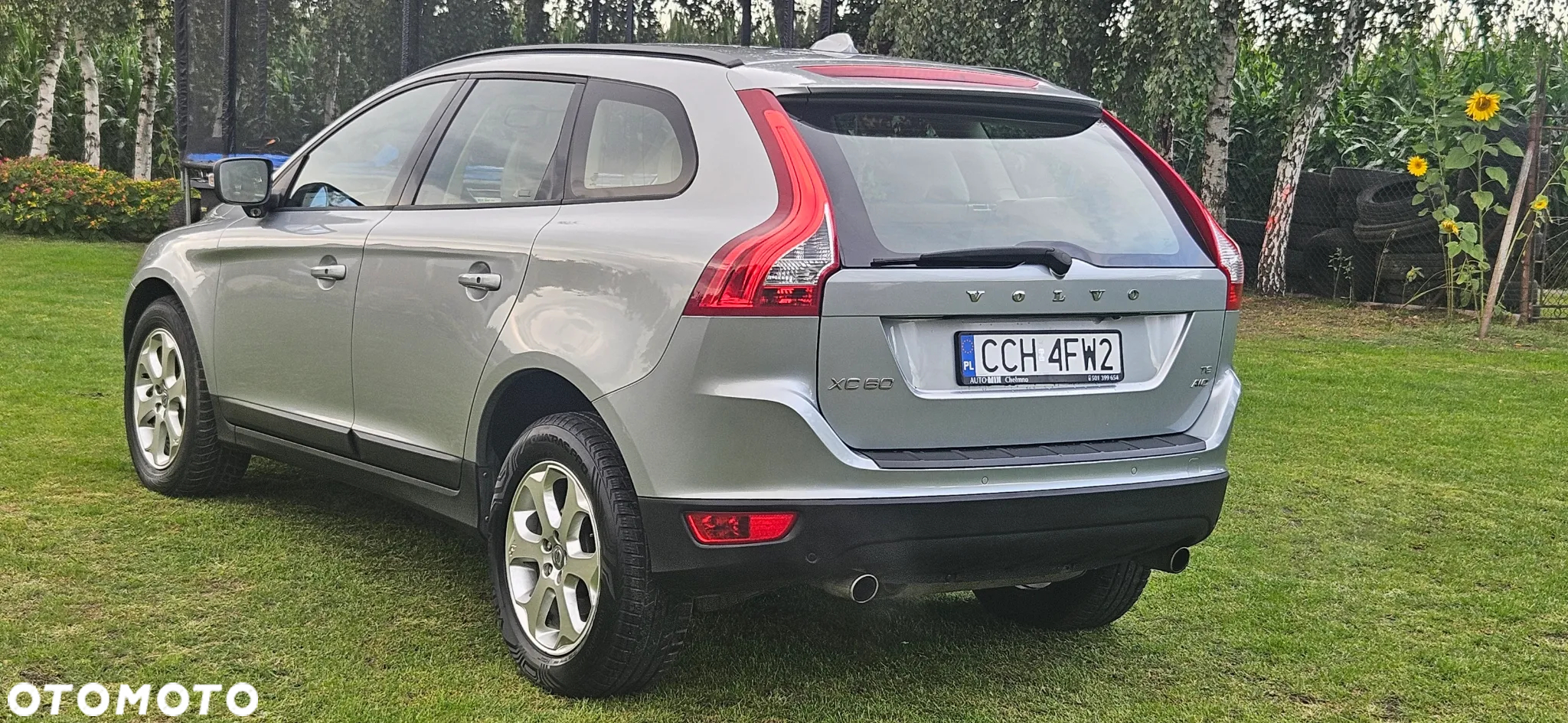 Volvo XC 60 T6 AWD Momentum - 2