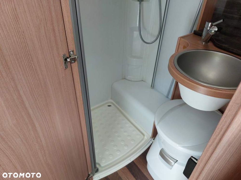 Fiat Ducato KNAUS 4-Osobowy - 23