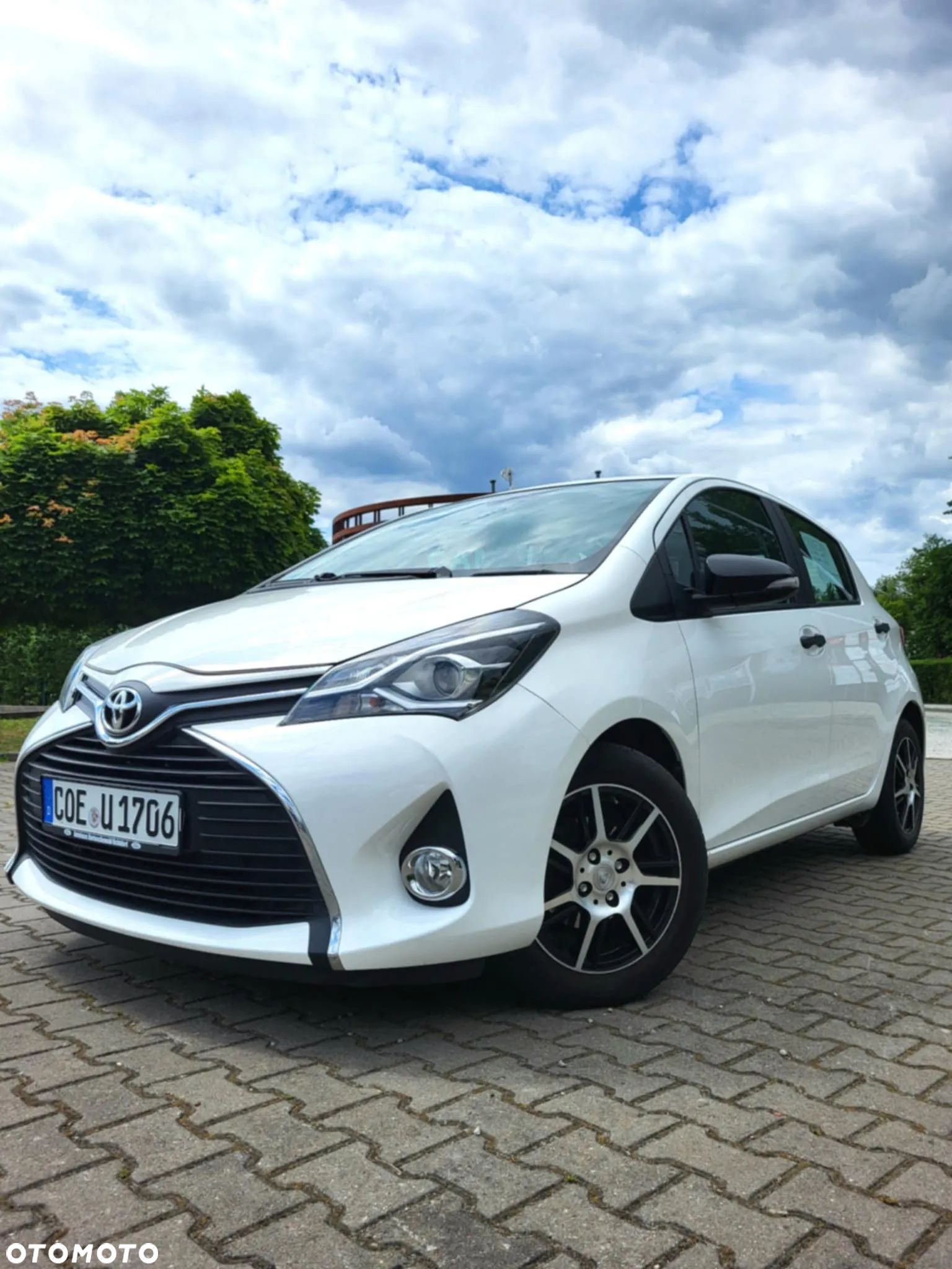 Toyota Yaris 1.0 Active - 1
