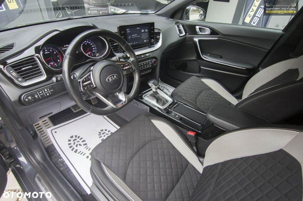 Kia ProCeed 1.5 T-GDI GT Line DCT - 27
