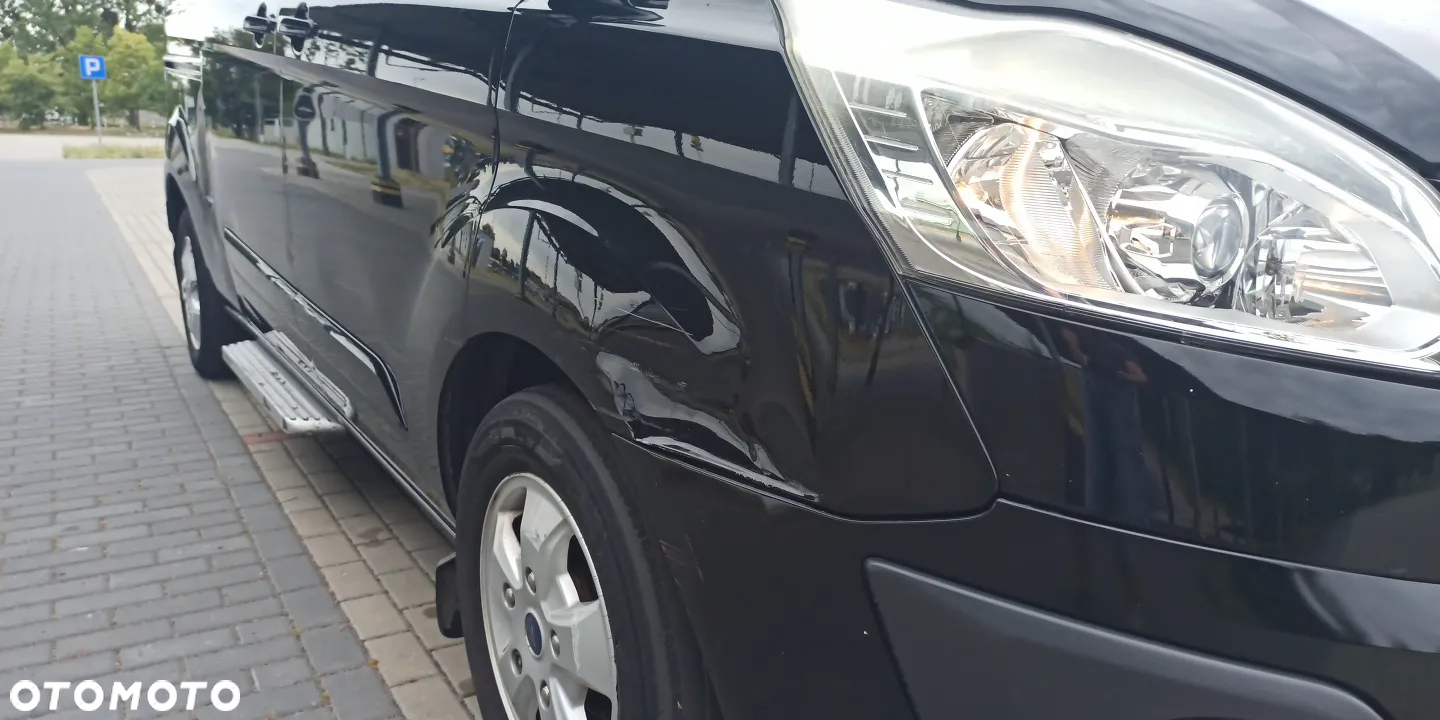 Ford Tourneo Custom - 14