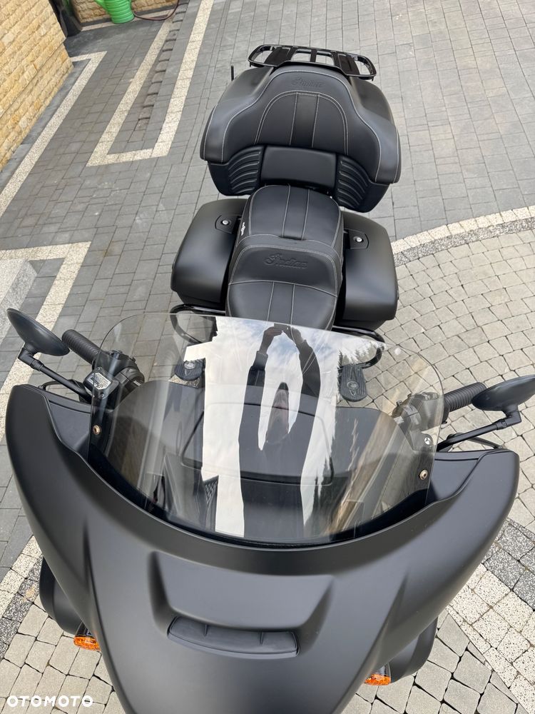 Indian Roadmaster - 5