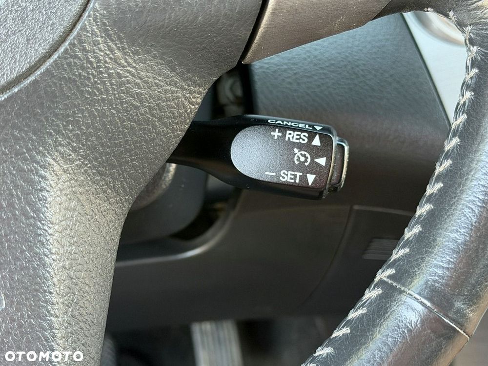 Toyota RAV4 2.2 D-4D Prestige - 16