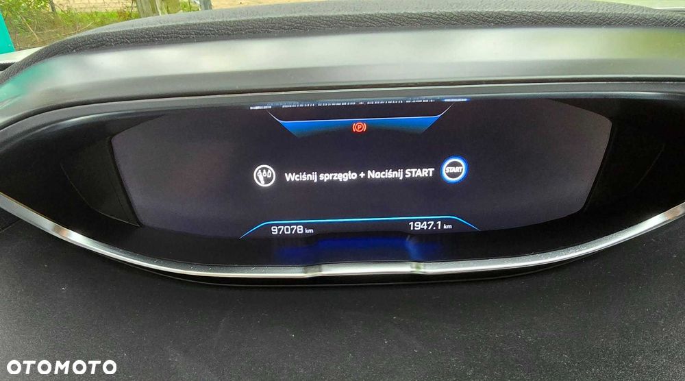 Peugeot 5008 - 5