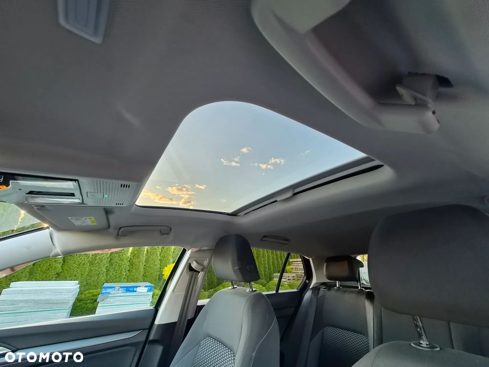 Volkswagen Golf 1.5 eTSI OPF DSG Active - 13
