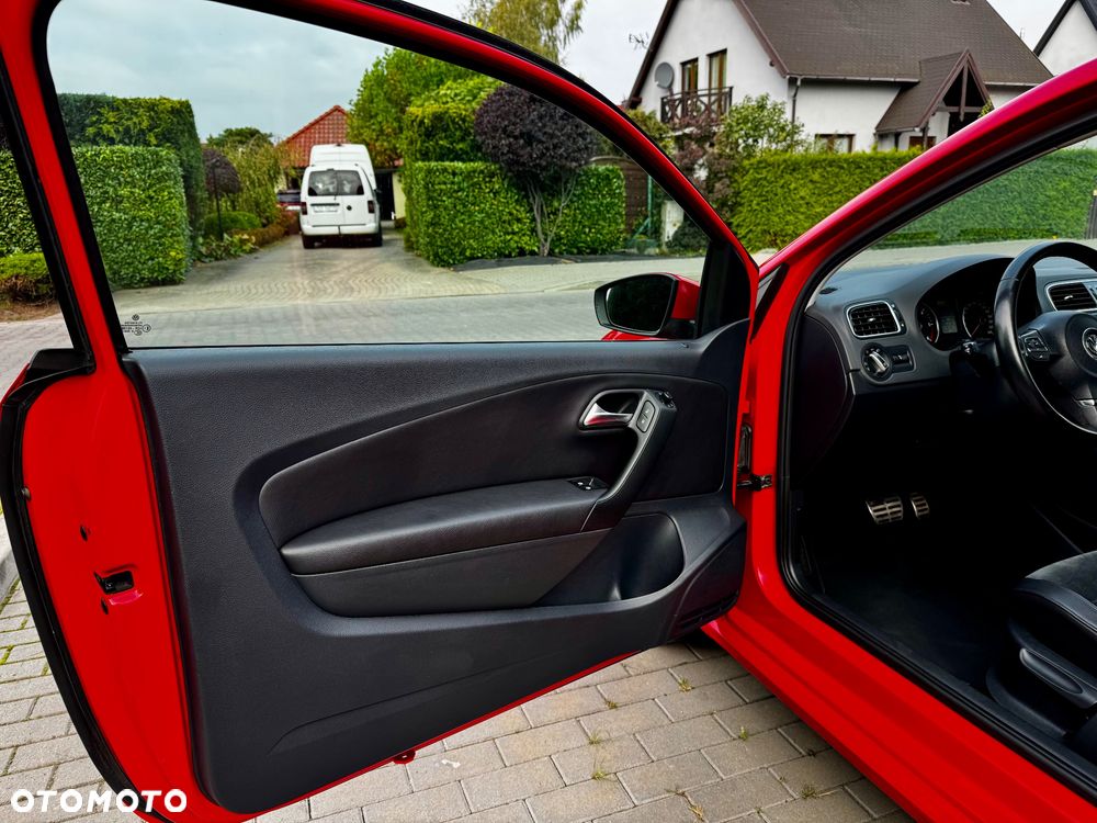 Volkswagen Polo - 10