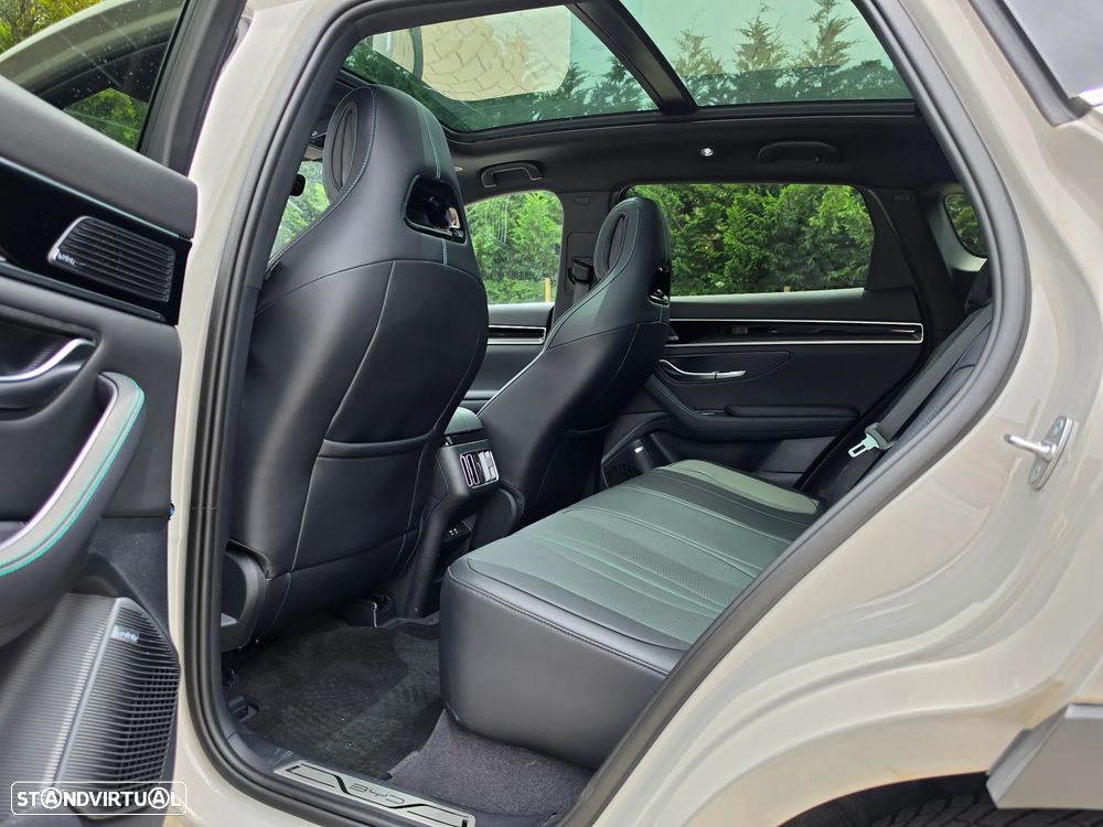 BYD Seal U 1.5 DM-i Comfort - 12