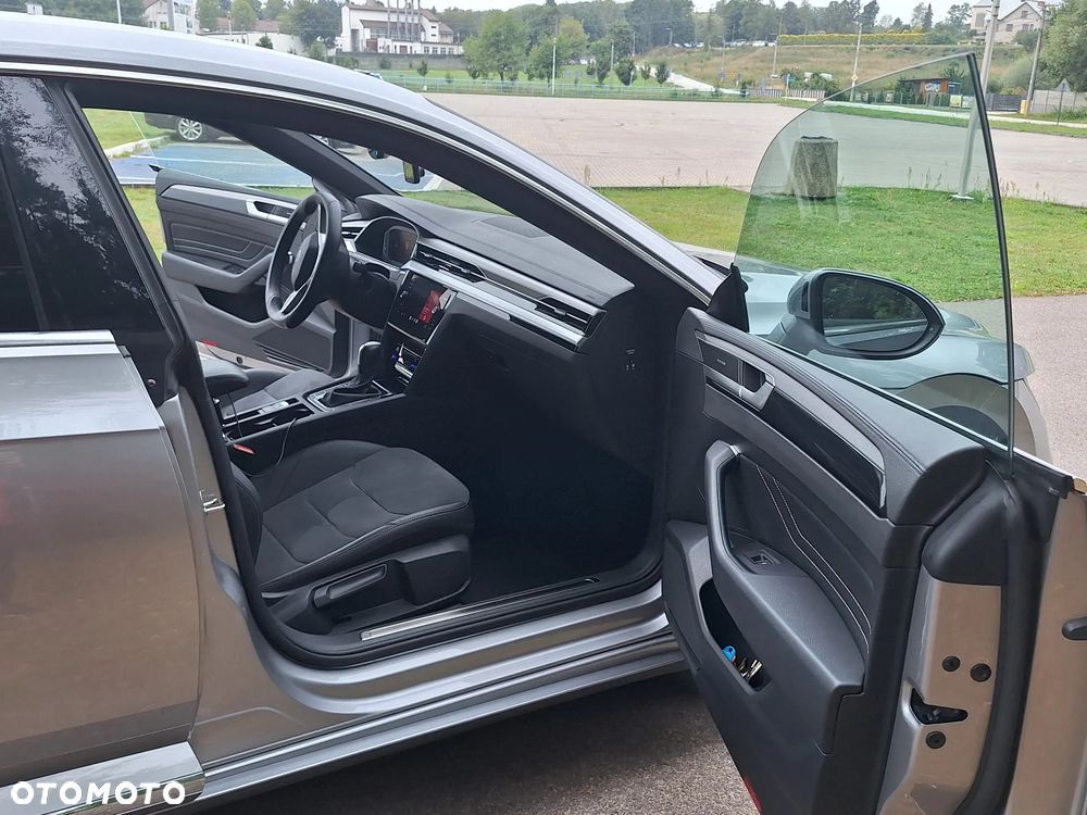 Volkswagen Arteon 2.0 TSI R-Line DSG - 25