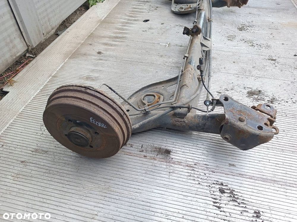 BELKA OŚ ZAWIESZENIA TYŁ NISSAN MICRA K12 HB 5D - 3
