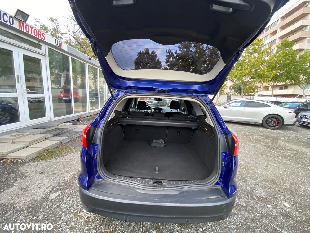 Ford Focus 1.5 TDCi DPF Start-Stopp-System Business - 9