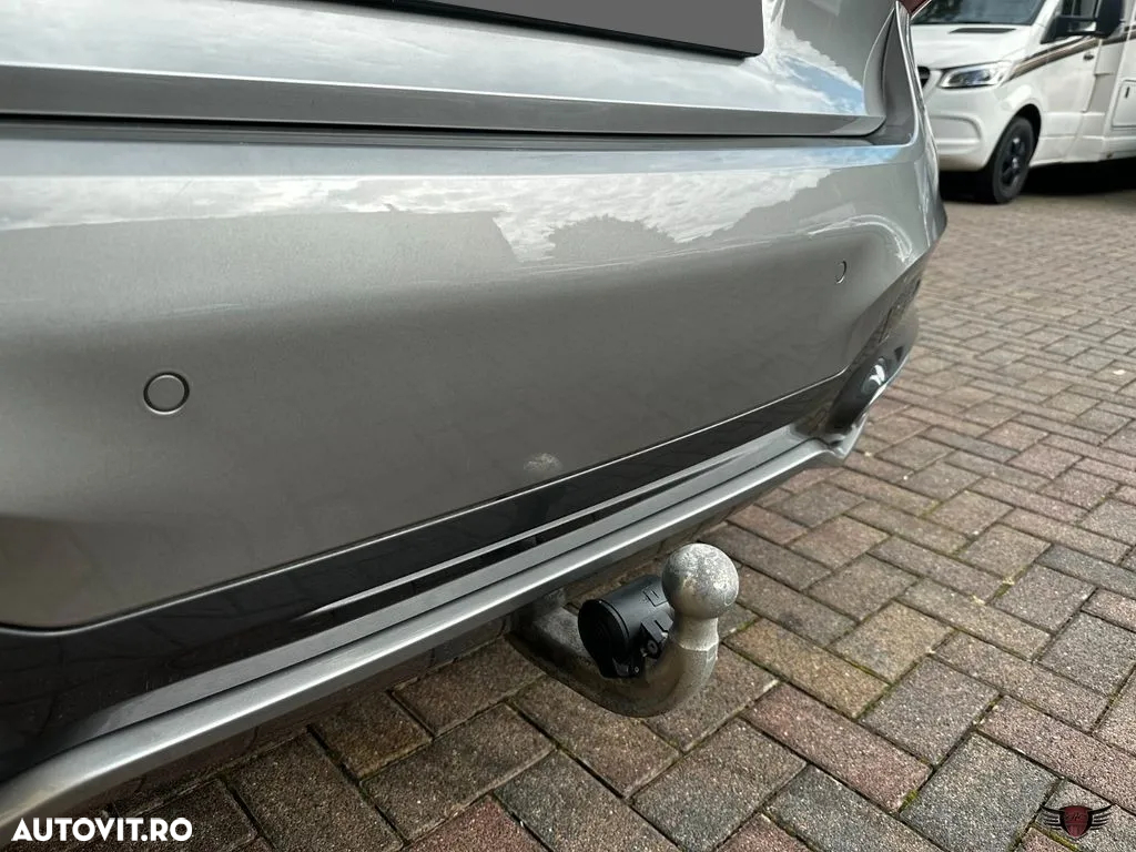 BMW Seria 7 730d xDrive MHEV - 39