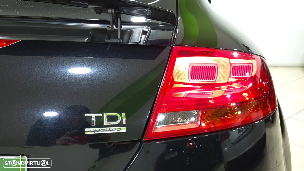 Audi TT Coupé 2.0 TDI quattro S-line - 26