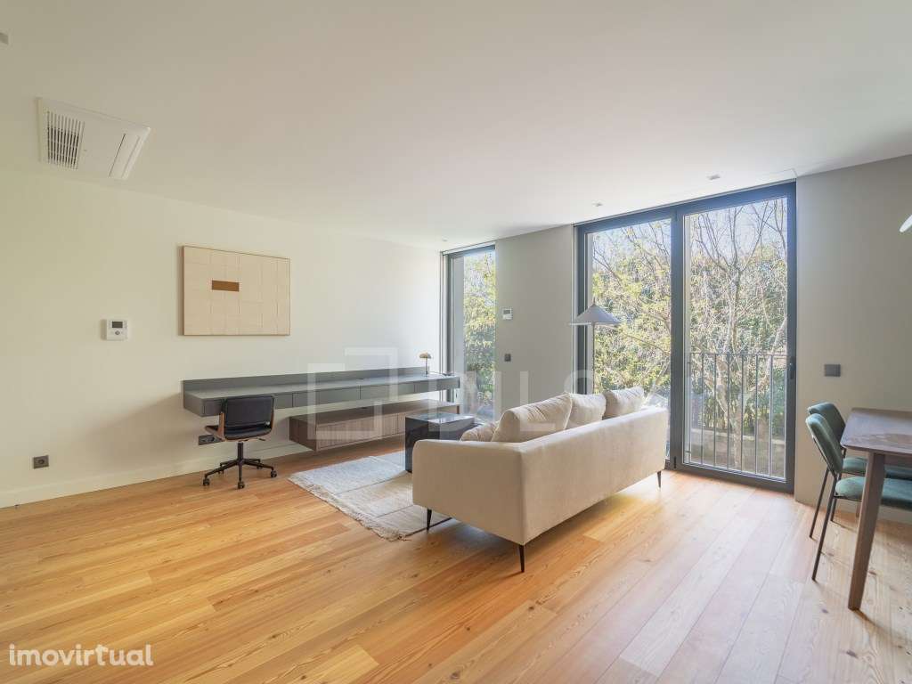 Studio novo, mobilado em condomínio com jardim privado - Grande imagem: 2/33