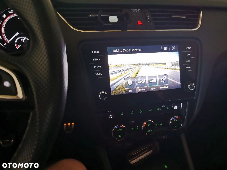 Skoda Octavia 2.0 TSI RS Challenge 245 - 16