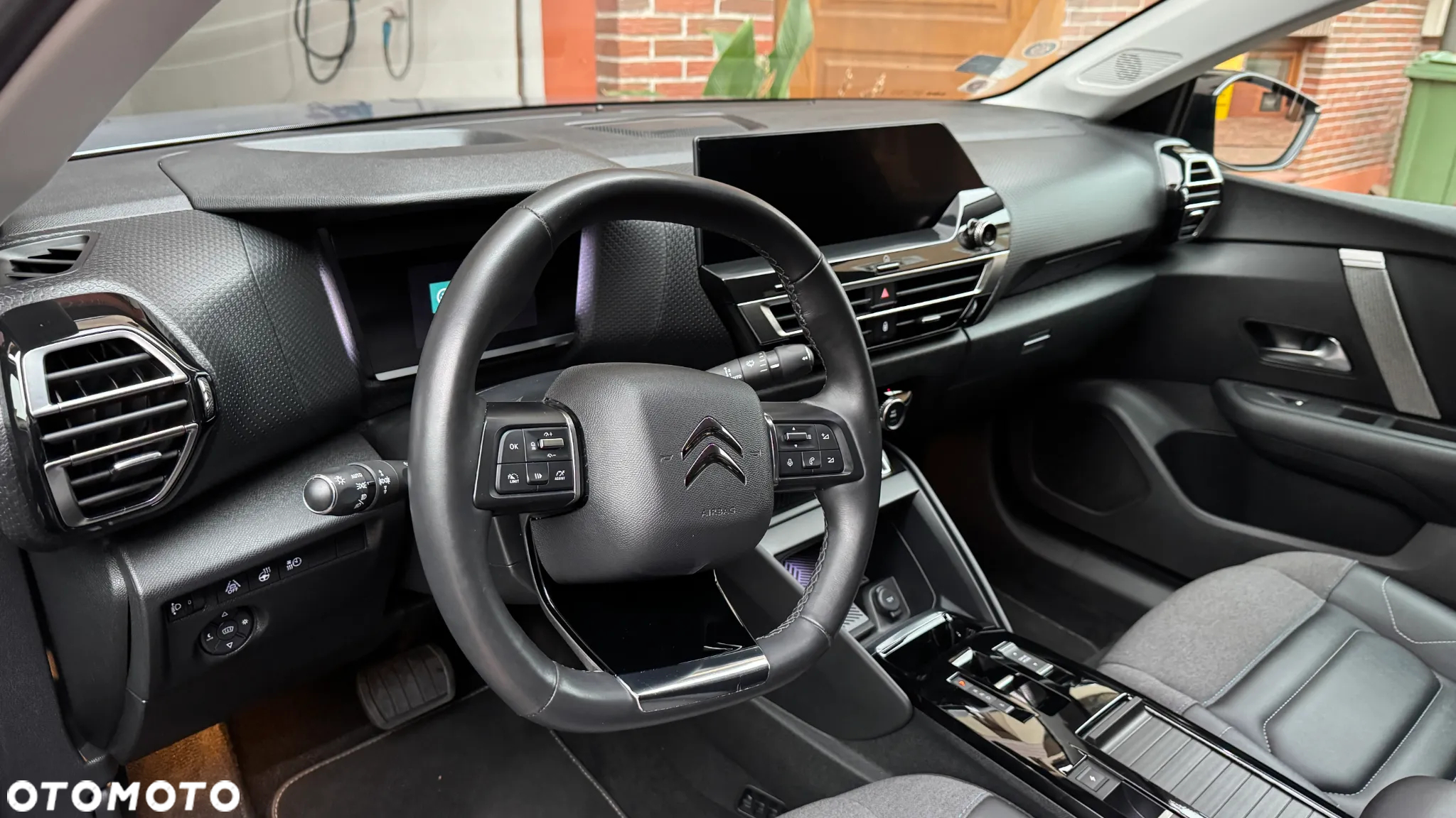 Citroën C4 e-C4 EV136 50kWh Shine - 3