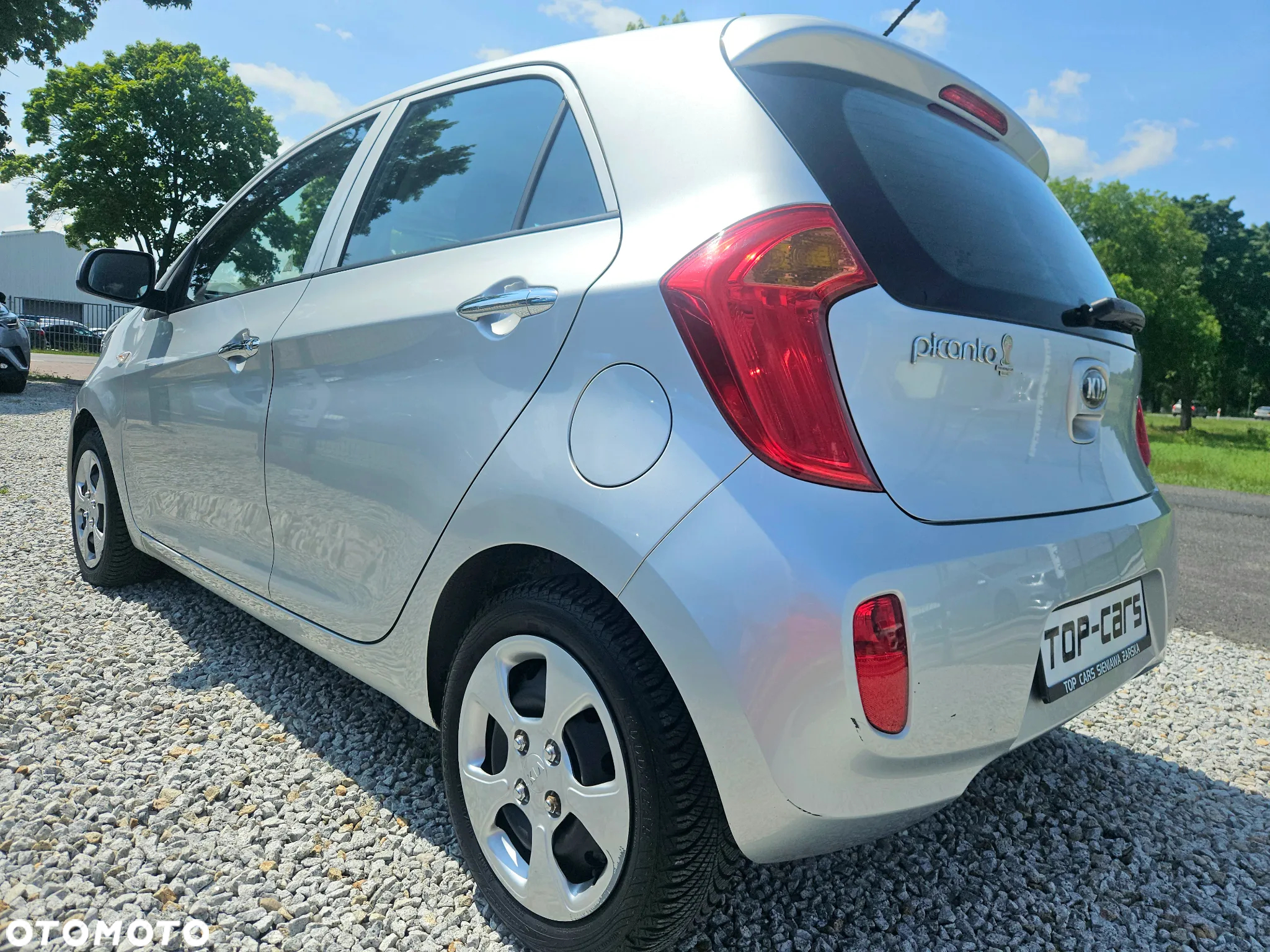 Kia Picanto 1.0 Dream Team Edition - 10