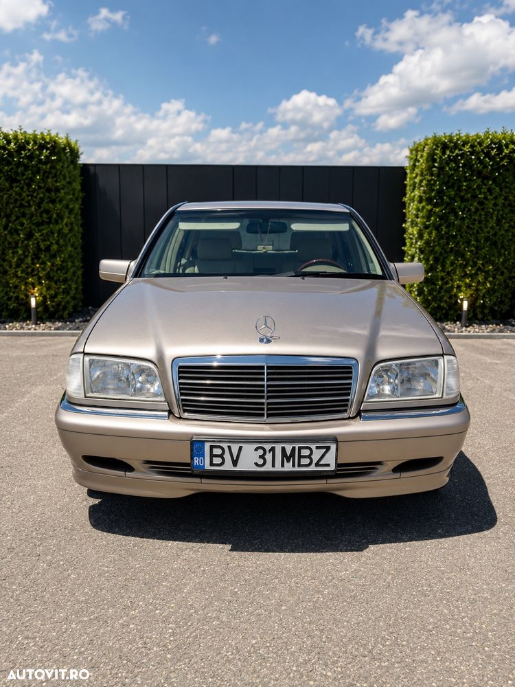 Mercedes-Benz C - 2
