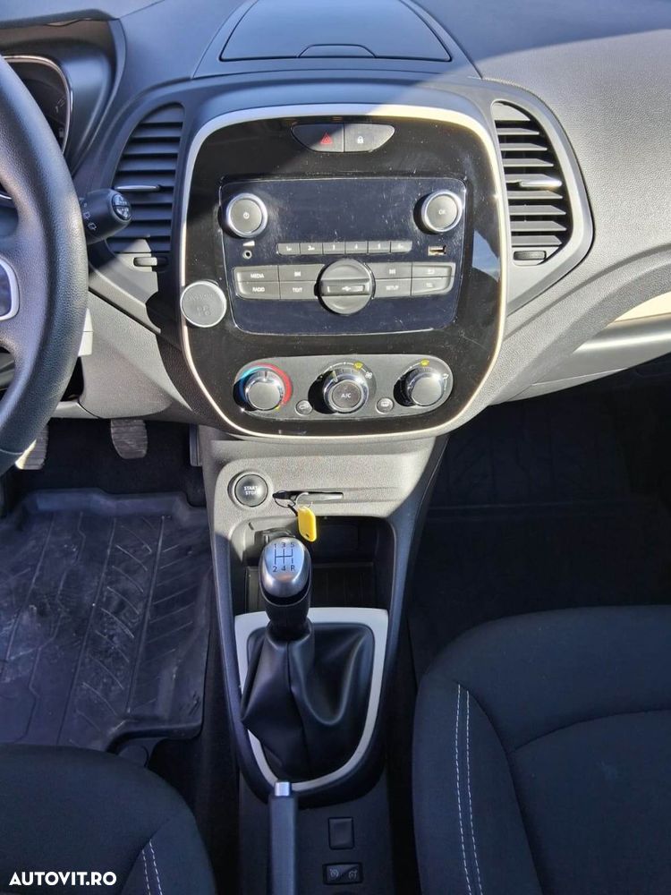 Renault Captur TCe Life Evo - 12