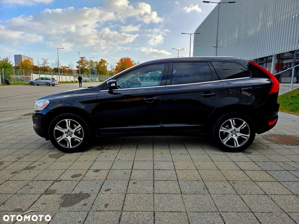 Volvo XC 60 DRIVe Momentum - 4