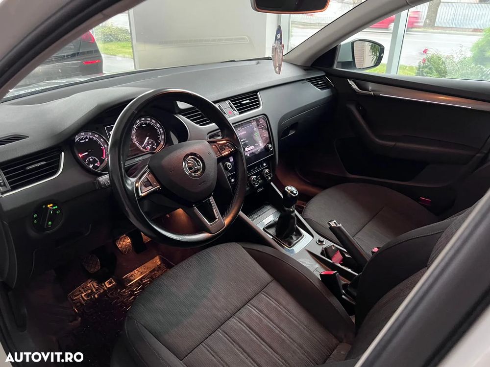 Skoda Octavia - 11