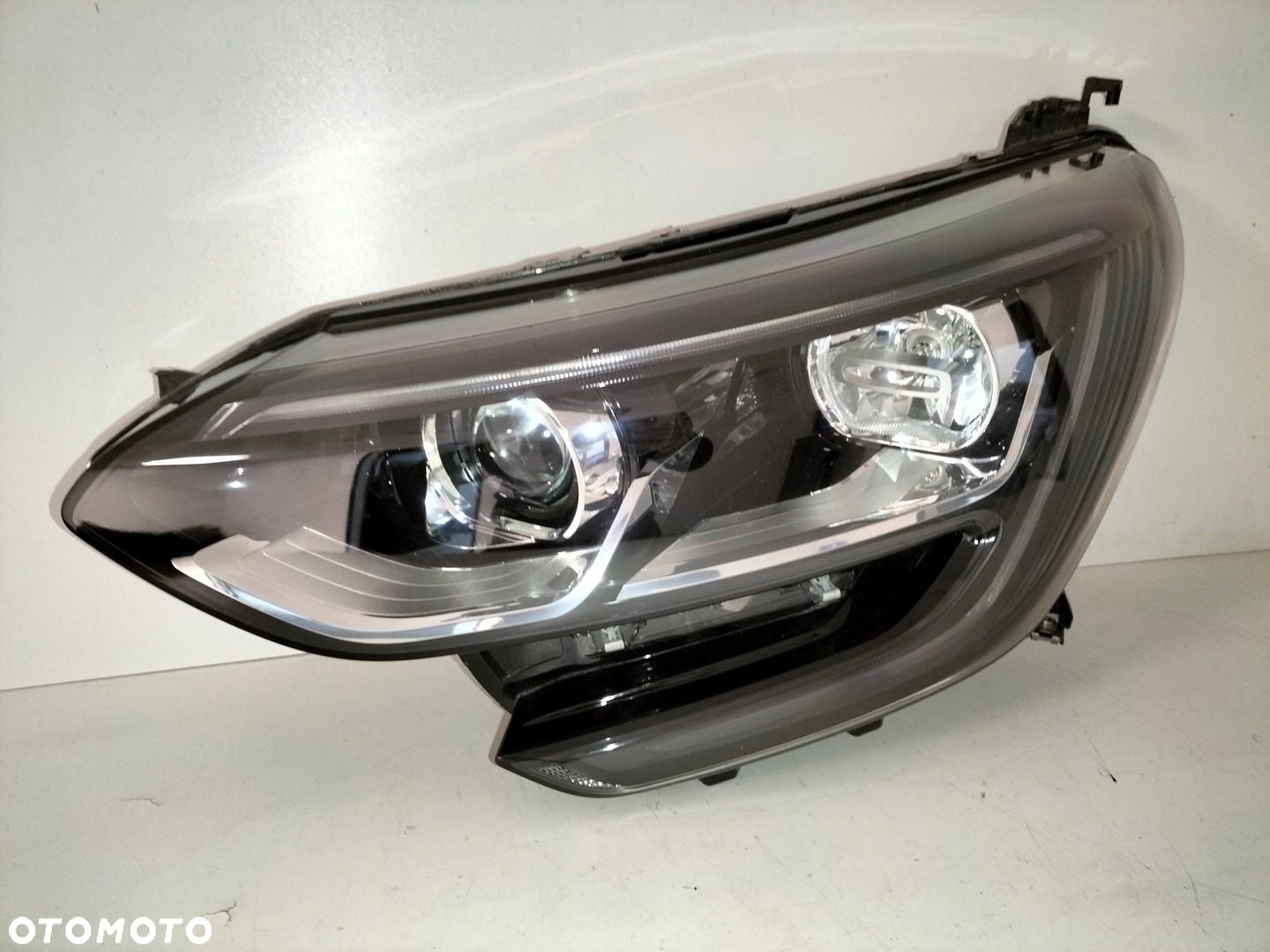 Lampa przednia reflektor lewa RENAULT MEGANE 4 IV 16- - 2