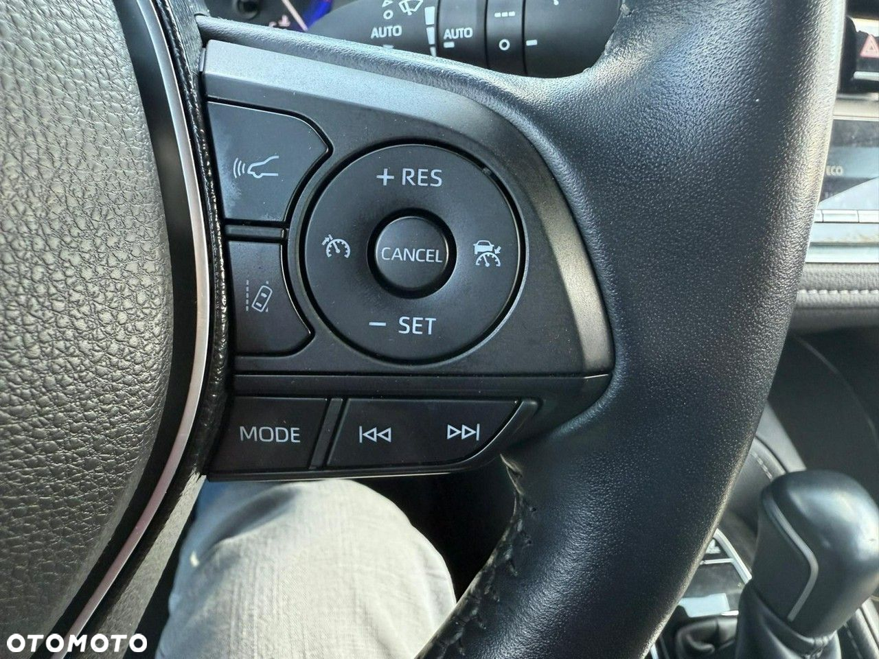 Toyota Corolla - 18
