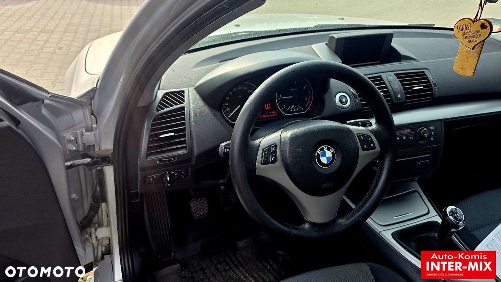 BMW Seria 1 120d - 31