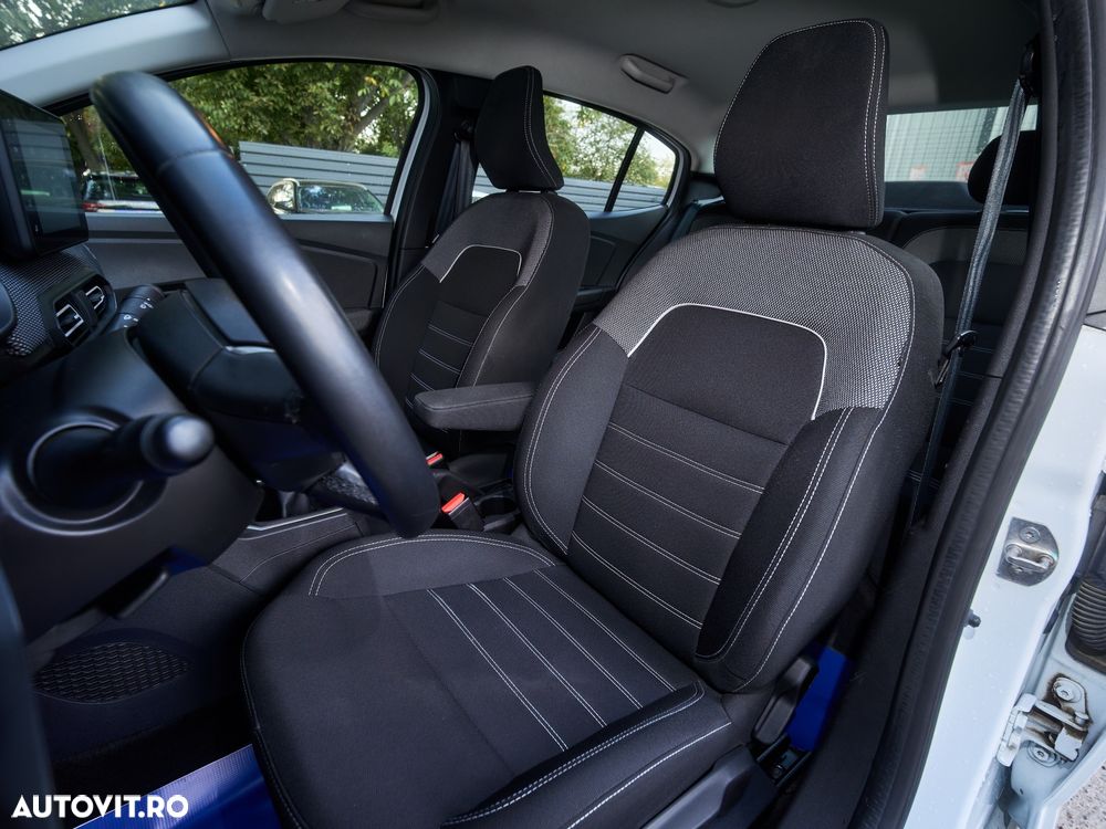 Dacia Logan TCe 90 MT6 Comfort - 17