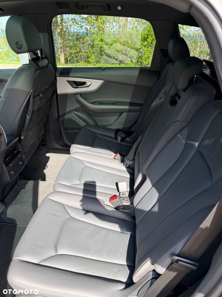 Audi Q7 - 5