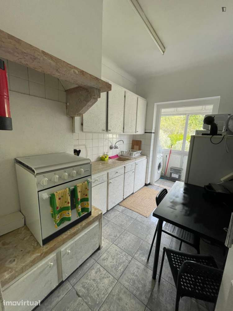 Quarto - localizado em Santa Apolónia Lisbon - Grande imagem: 3/8