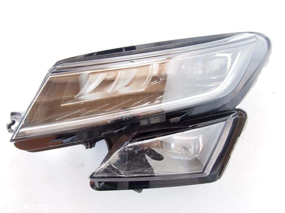 Skoda Kodiaq 17r Reflektor lewy lampa lewa 2017