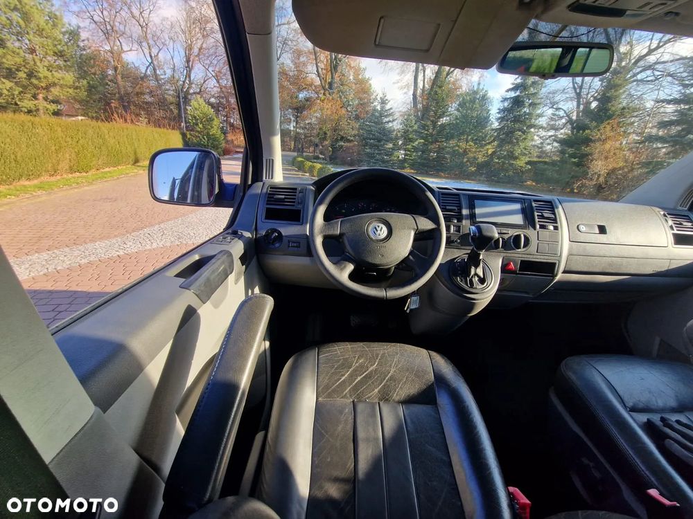 Volkswagen Transporter - 18
