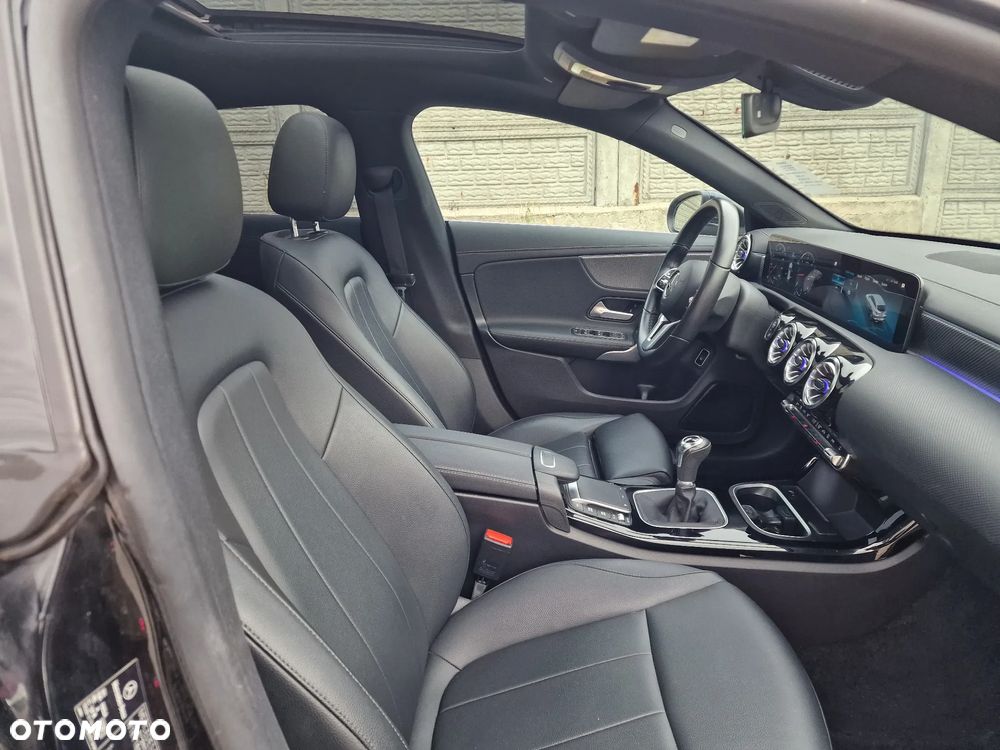 Mercedes-Benz CLA 180 d Shooting Brake Edition 2022 - 15