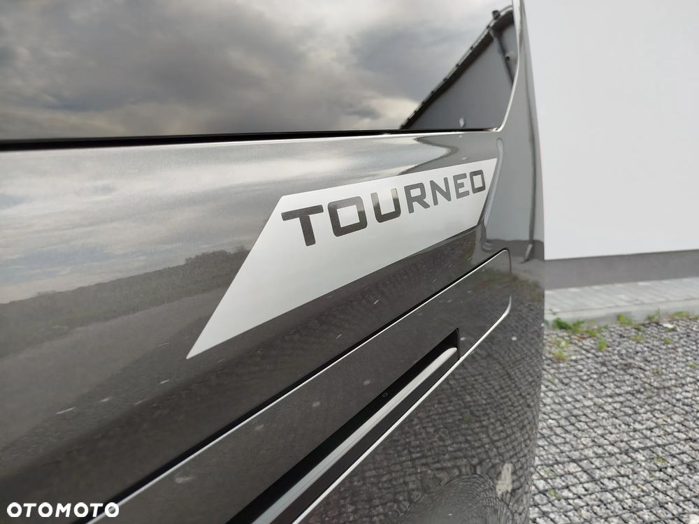 Ford Tourneo Custom 2.0 EcoBlue L2 Titanium - 12
