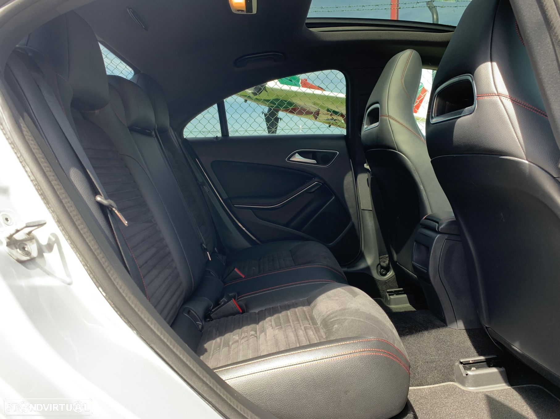 Mercedes-Benz CLA 200 CDi AMG Line - 21