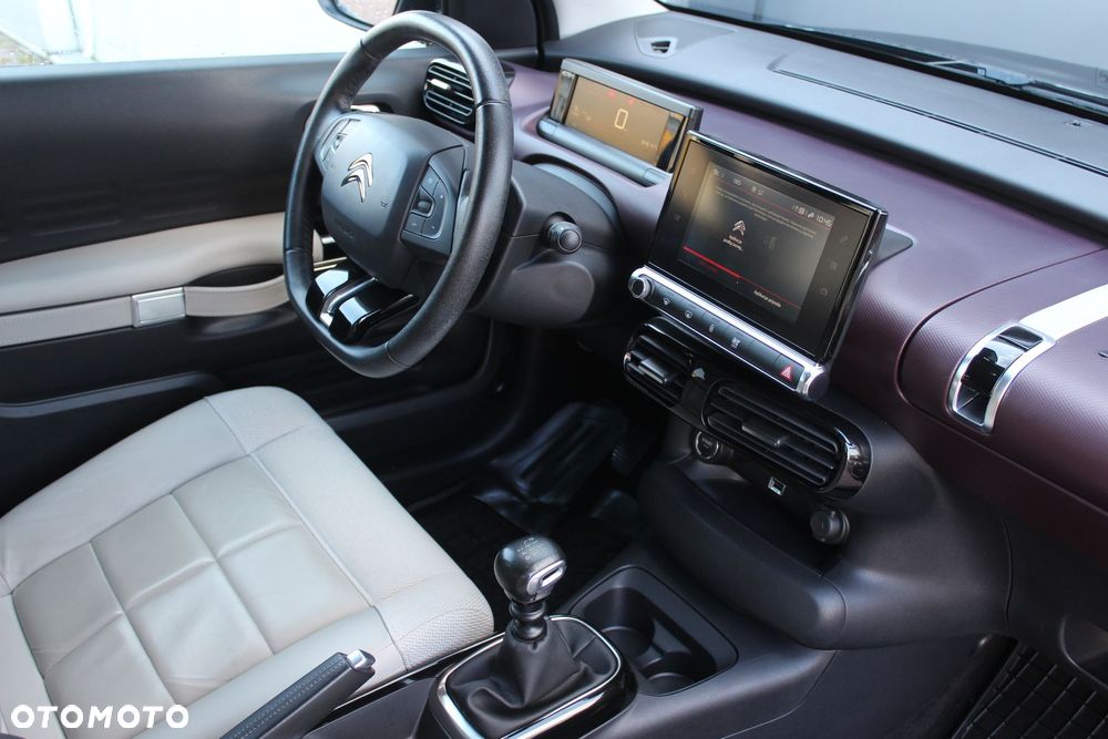 Citroën C4 Cactus 1.2 PureTech GPF Shine S&S - 2