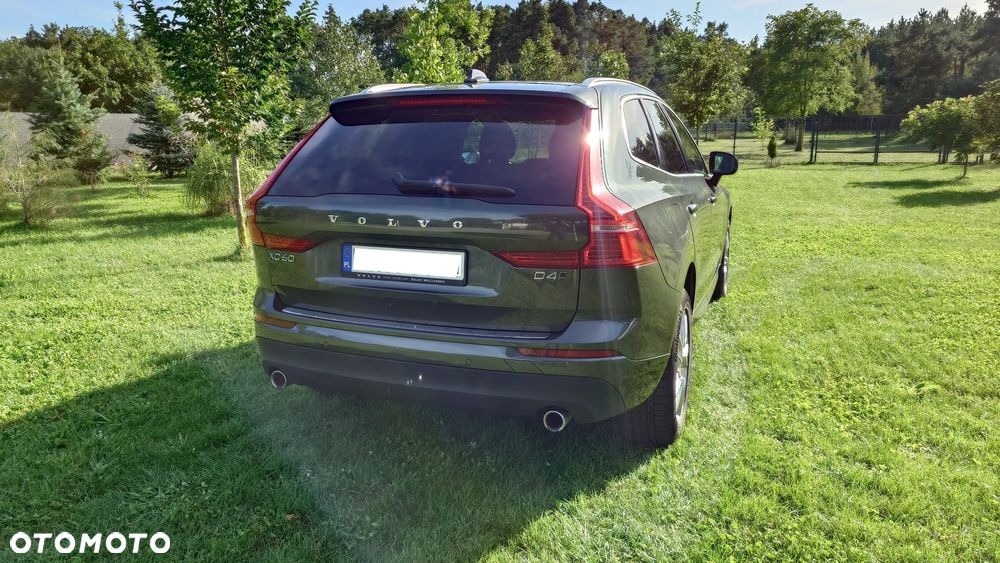 Volvo XC 60 D4 AWD Momentum - 6