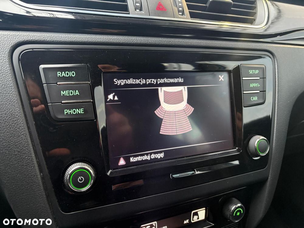 Skoda RAPID 1.0 TSI Style - 18