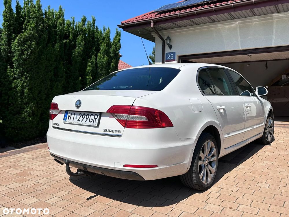 Skoda Superb 2.0 TDI Elegance DSG - 7