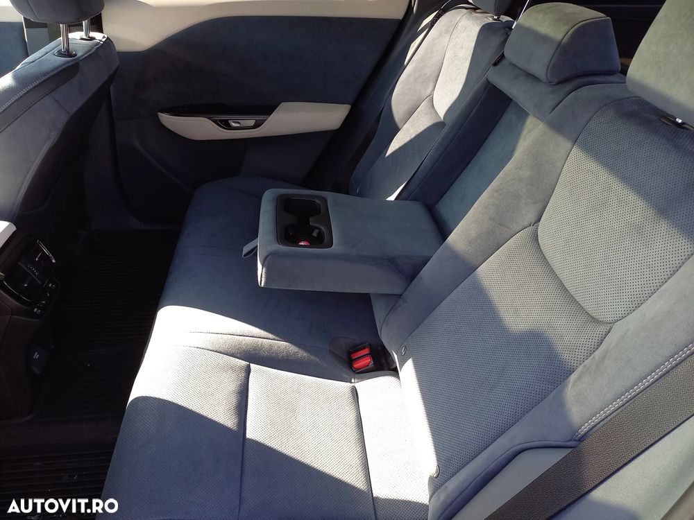 Lexus RZ 450e AWD Luxury - 12