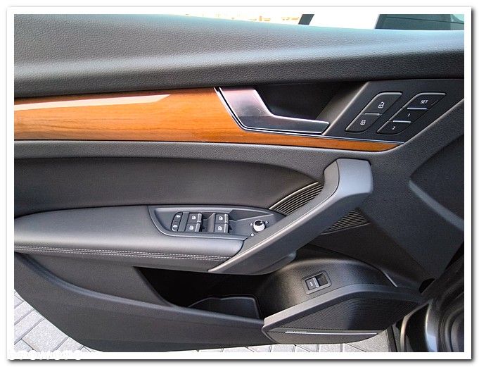 Audi Q5 45 TFSI quattro S tronic S line - 28