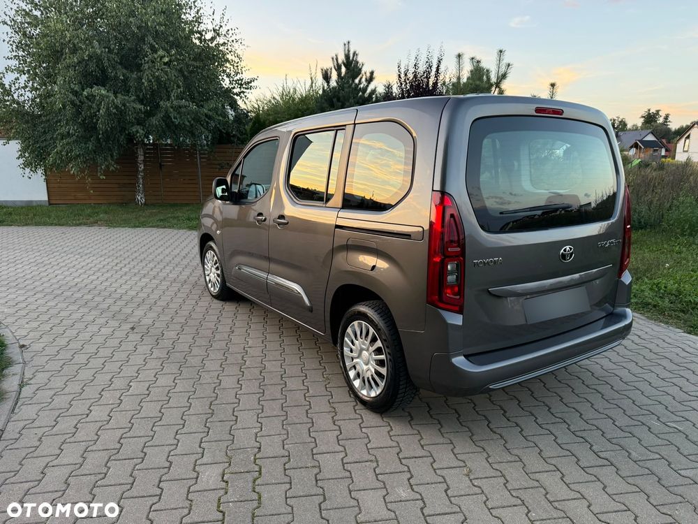 Toyota Proace City