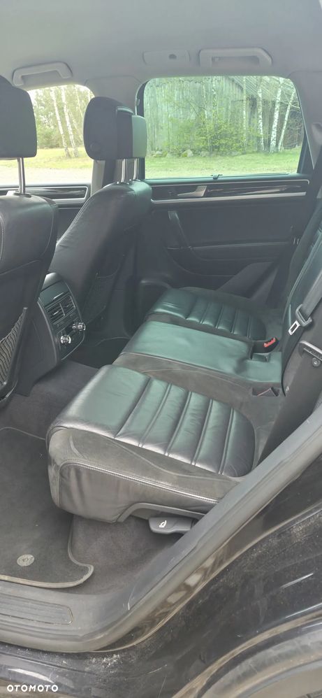 Volkswagen Touareg - 12