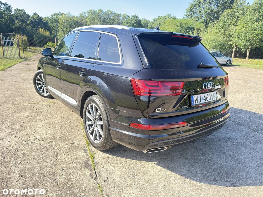 Audi Q7 - 3